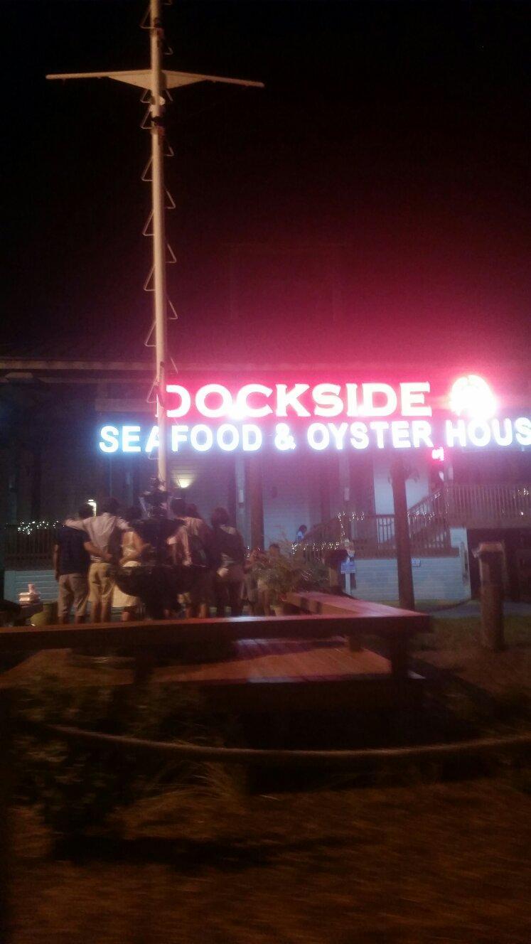 Mels Dockside Restaurant