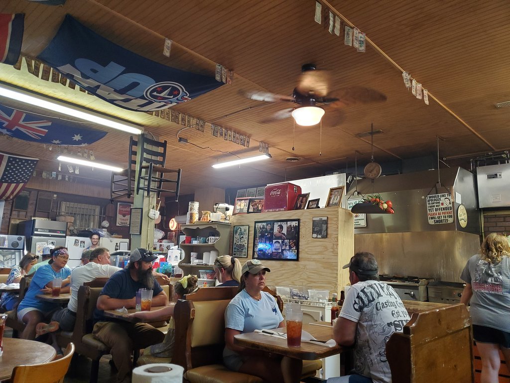 Campbell Station Country Store and Restaurant