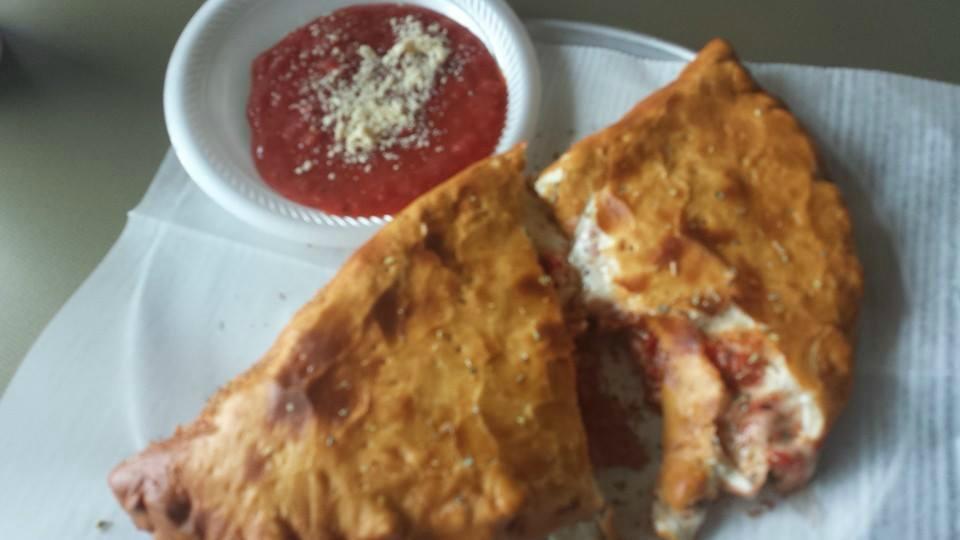 Vinces Italian Pizza & Rtssr