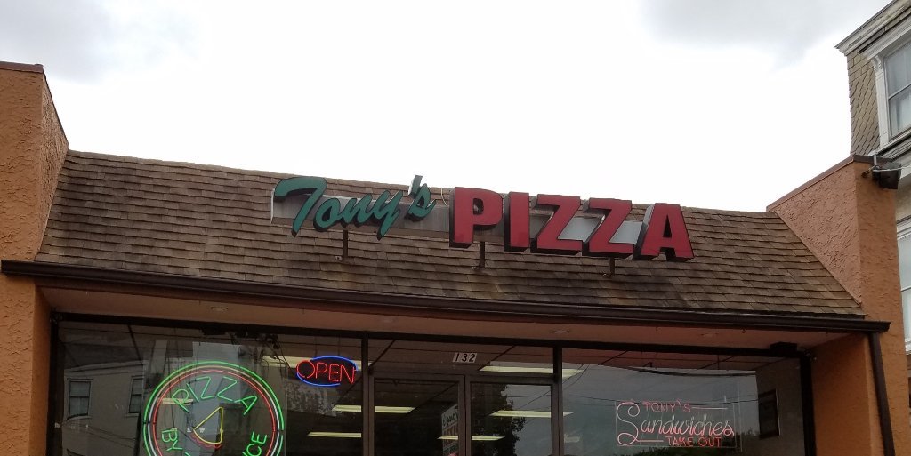 Tony`s Pizza Palace