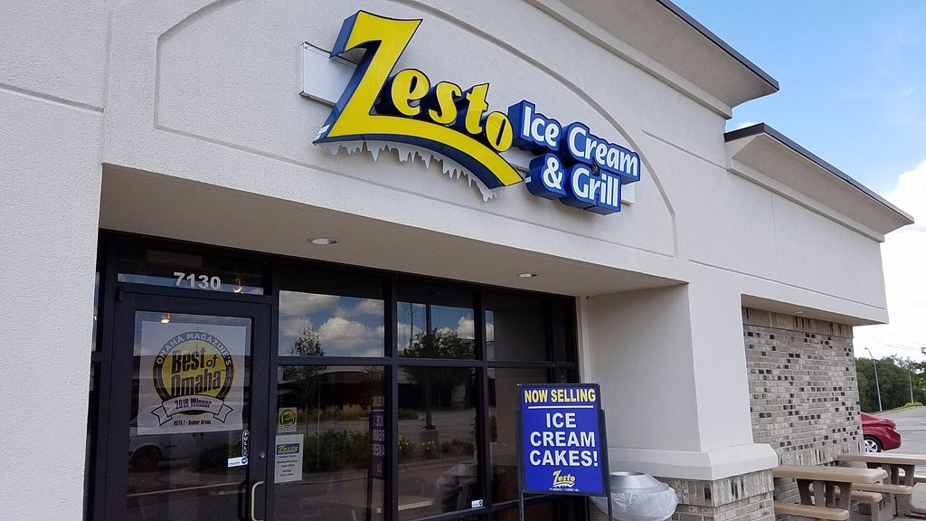 Zesto Ice Cream and Grill