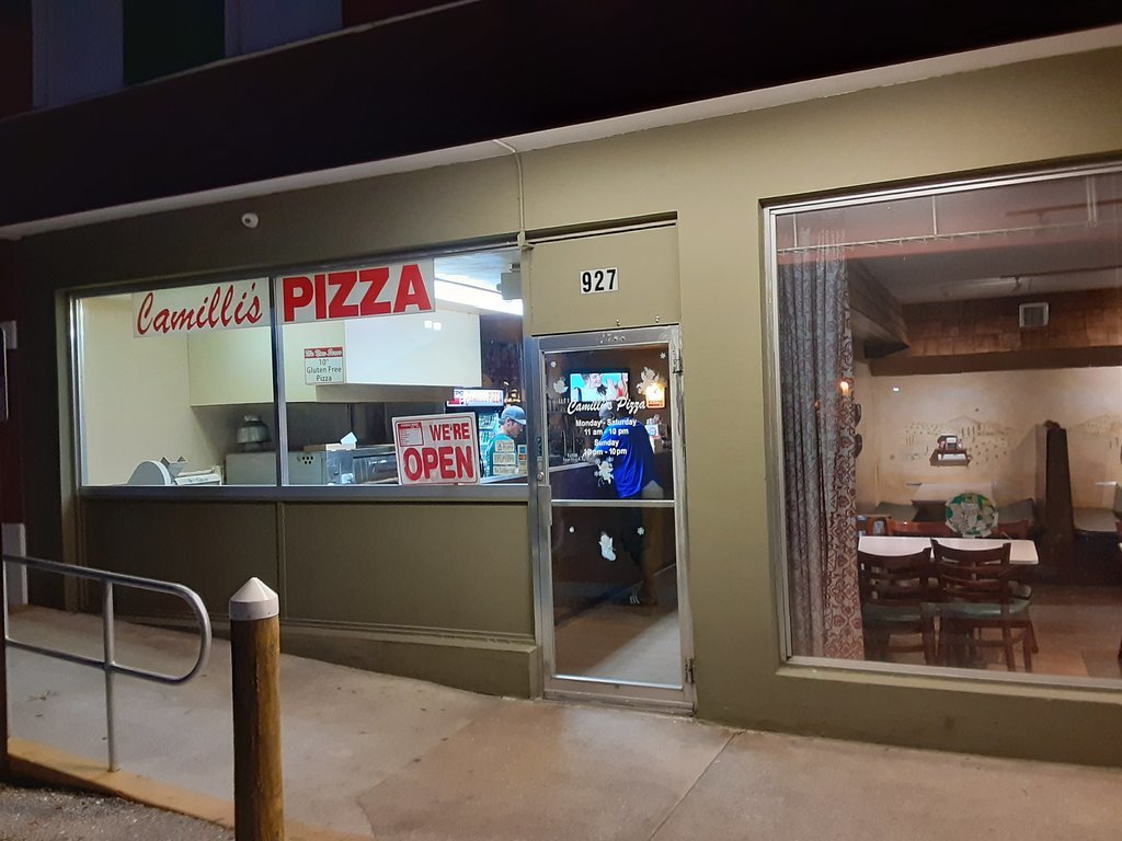 Camilli`s Pizza